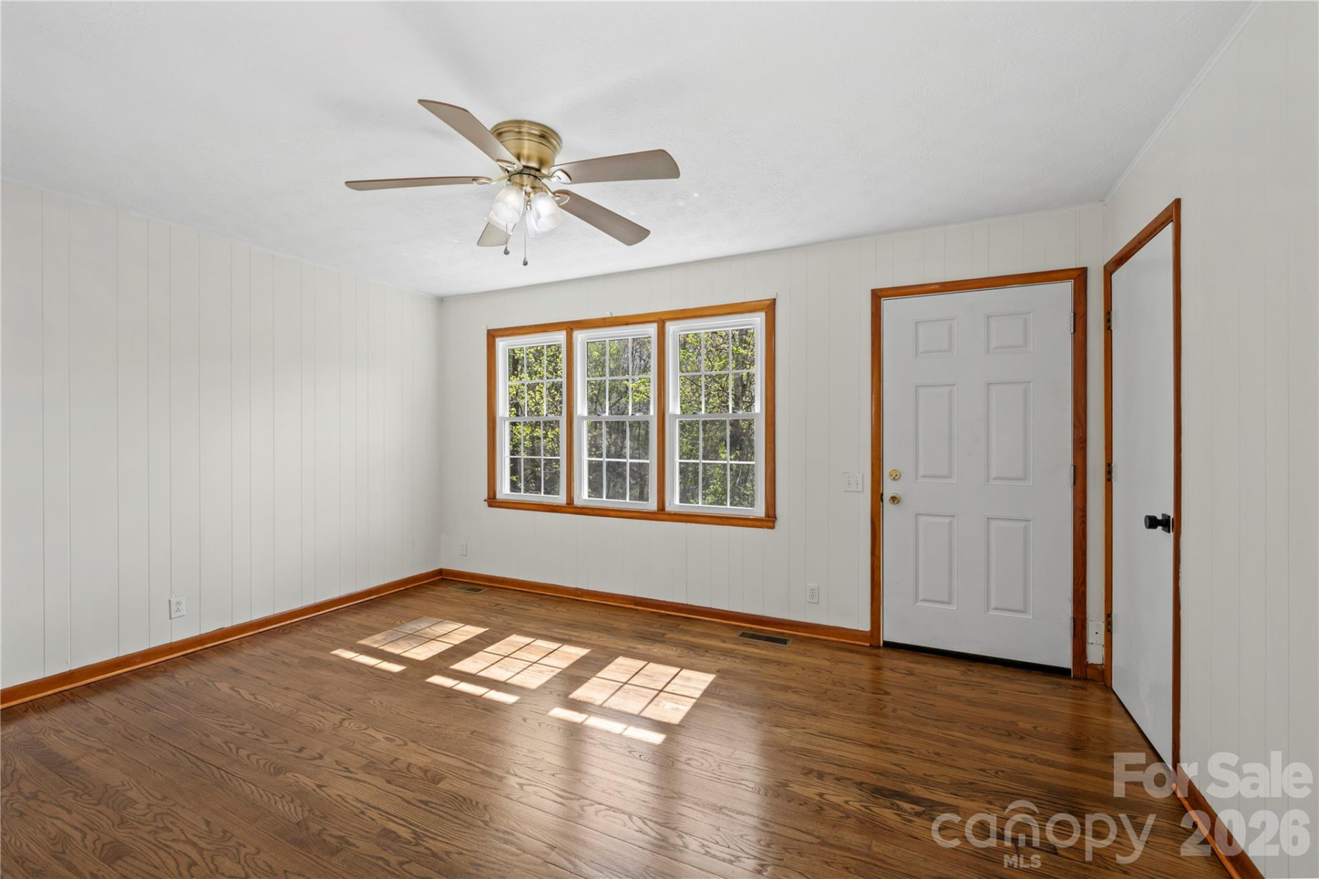 121 Dale Earnhardt Drive - Photo 2