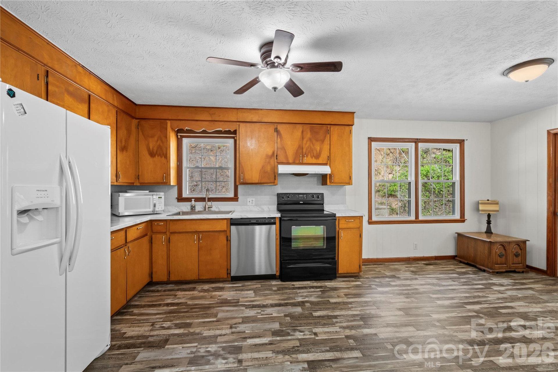 121 Dale Earnhardt Drive - Photo 8