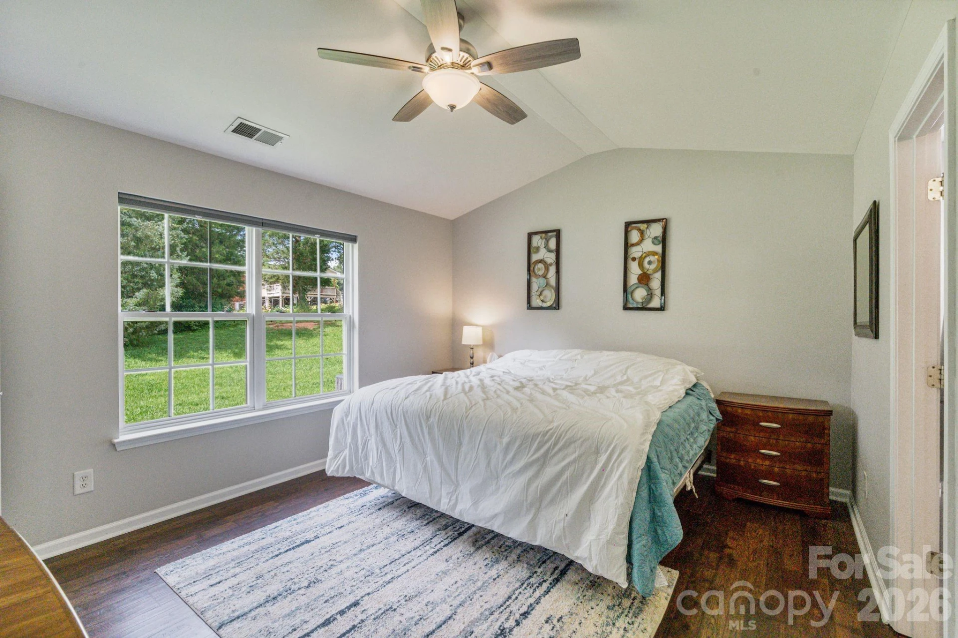 406 Courtland Court - Photo 11