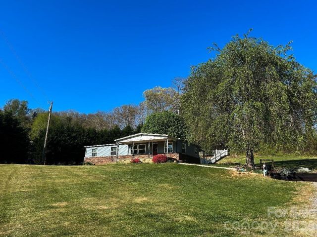 188 Wiggins Road, Candler, NC, 28715