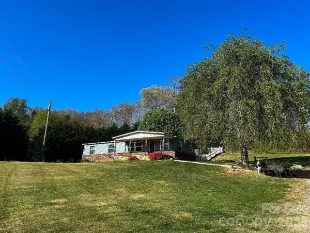 188 Wiggins Road, Candler, NC, 28715