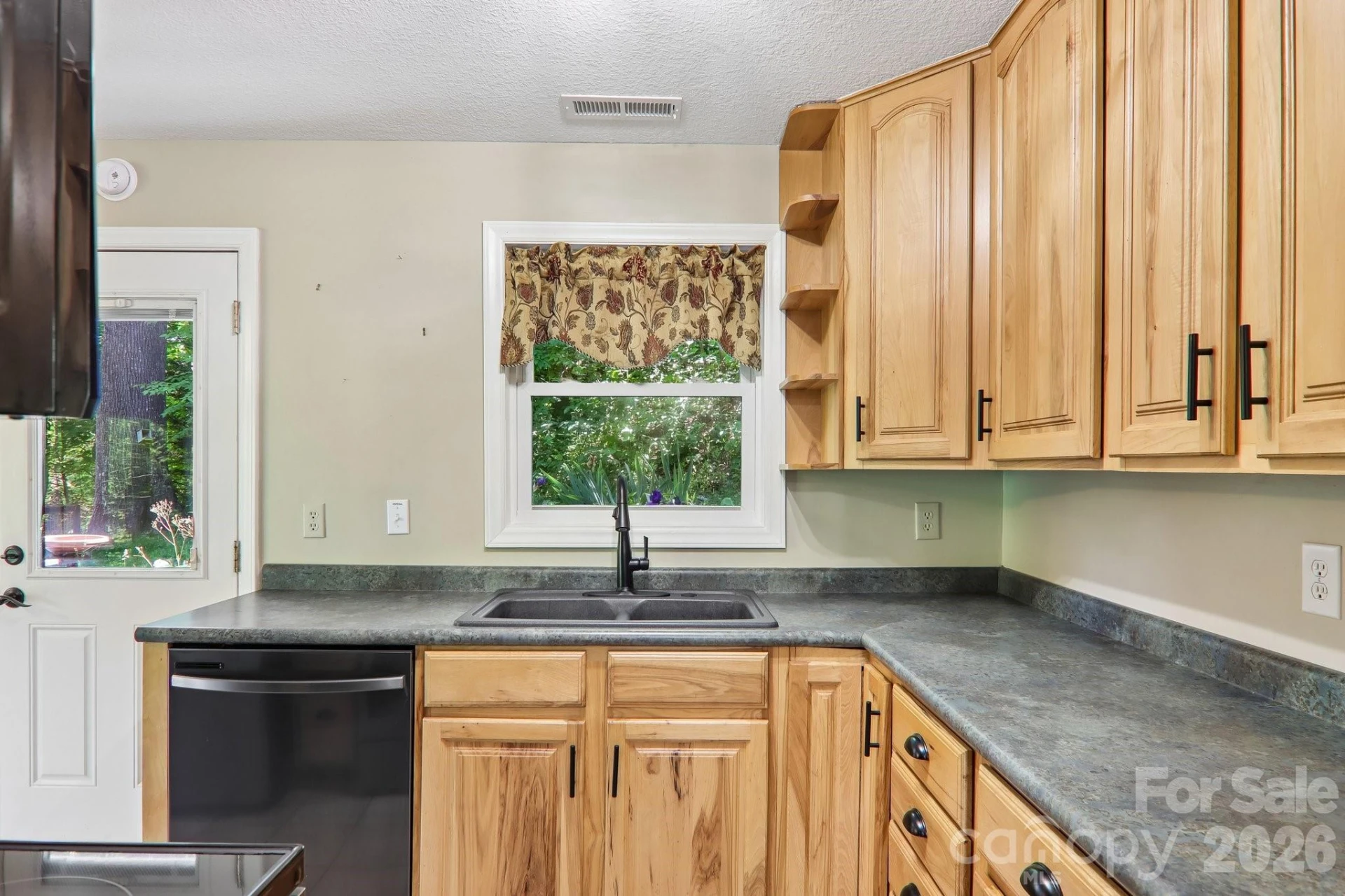 224 Highlands Loop - Photo 18