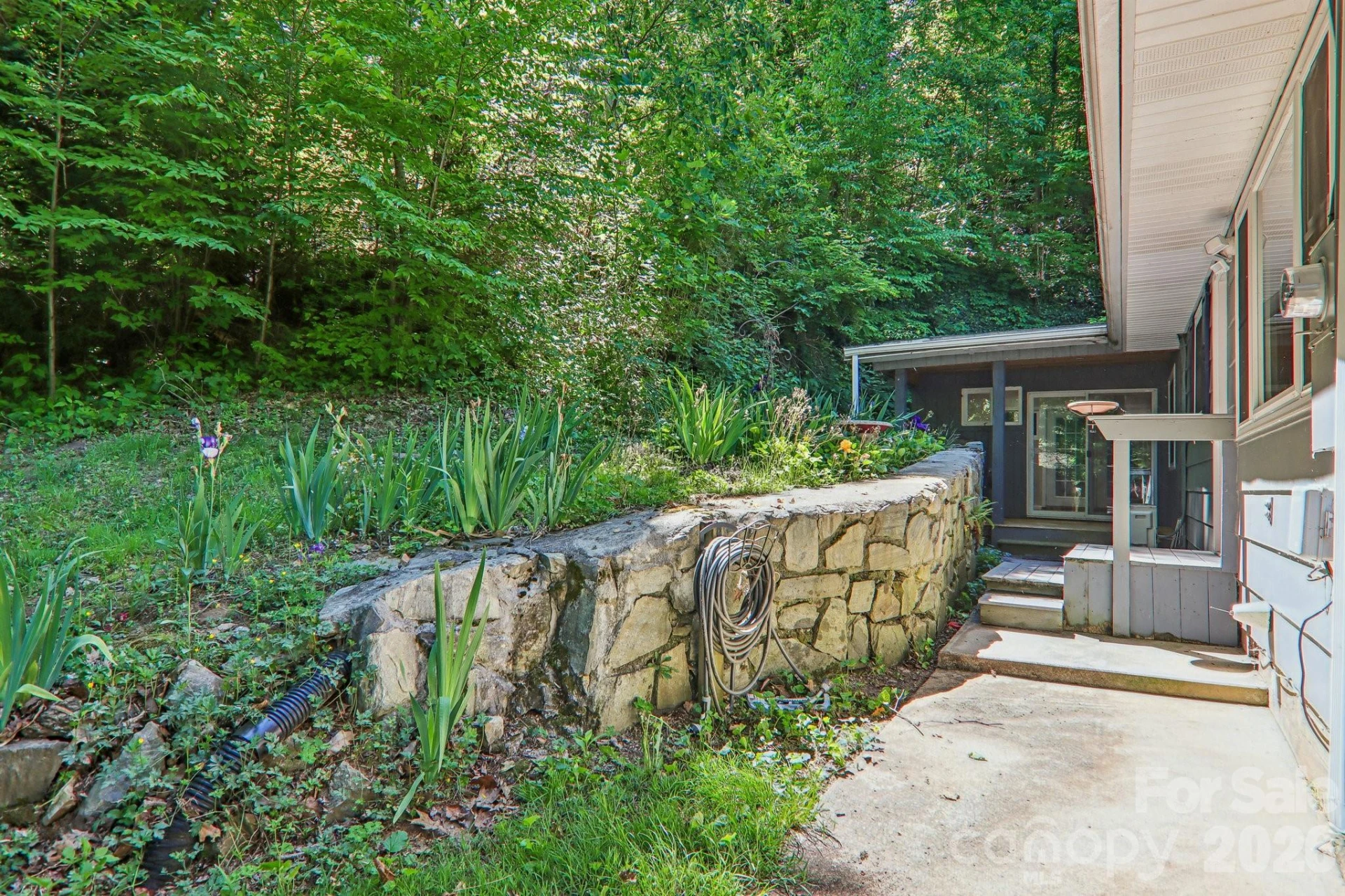 224 Highlands Loop - Photo 34