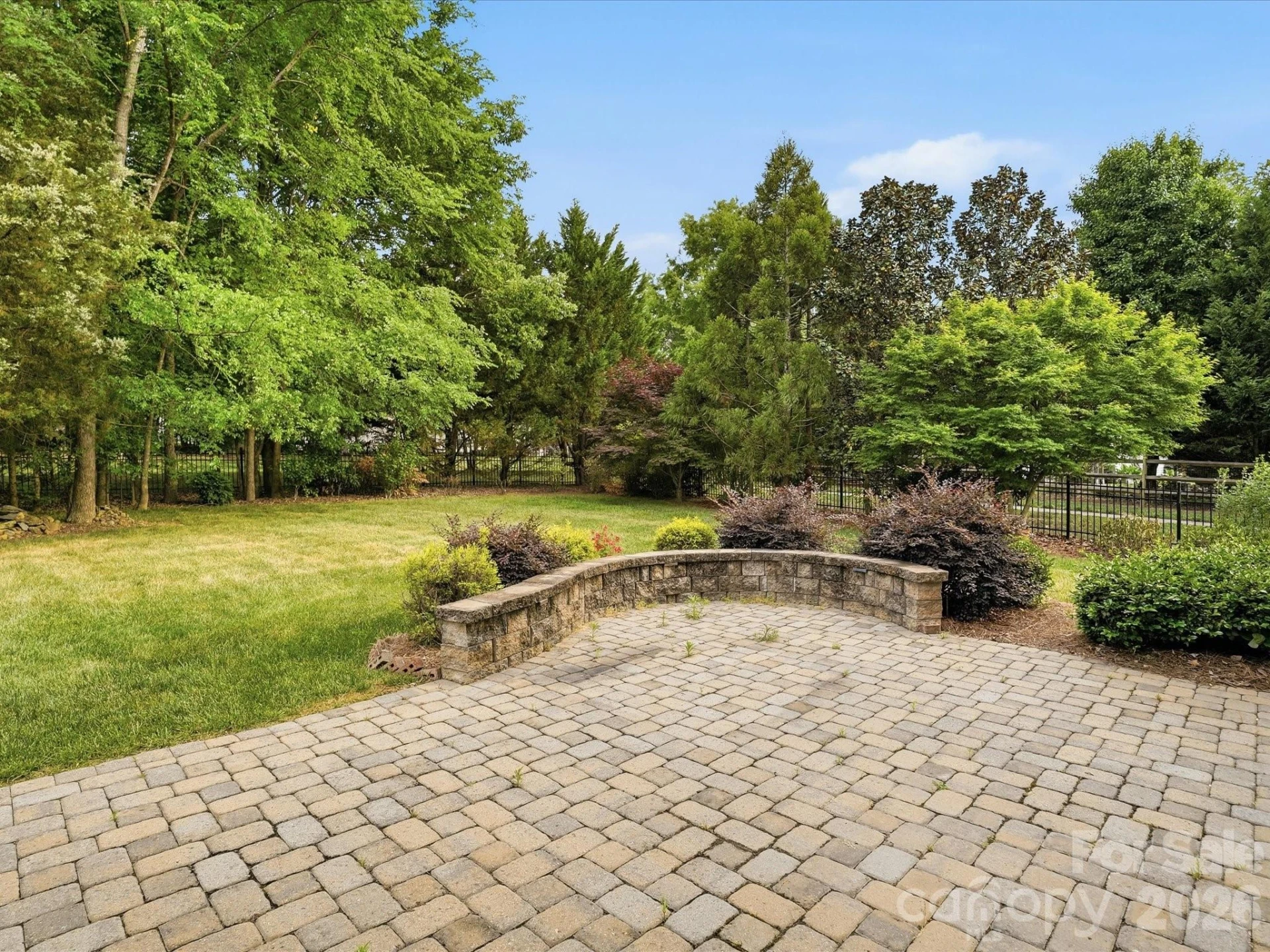 2027 Fripp Lane - Photo 3