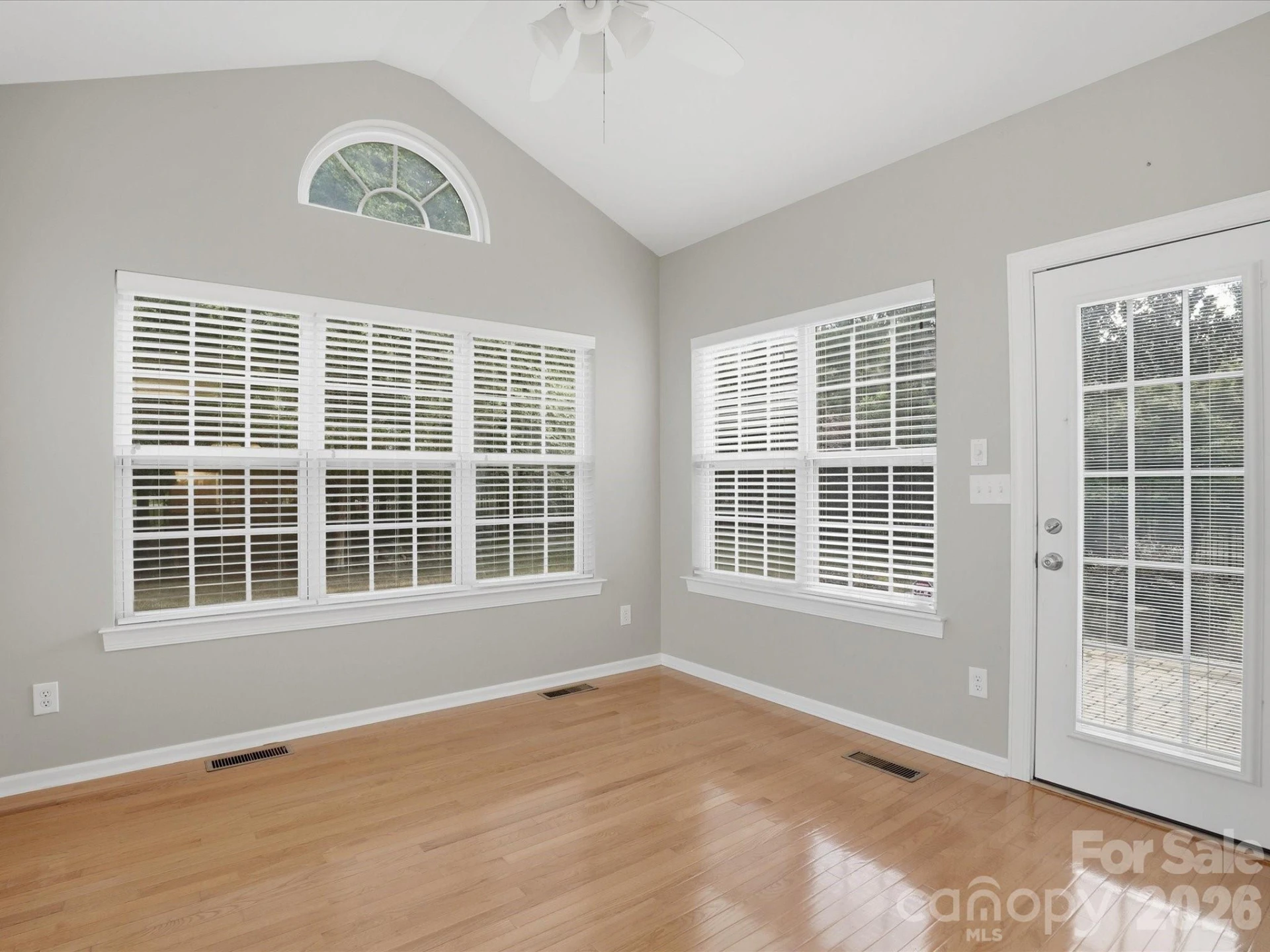 2027 Fripp Lane - Photo 21