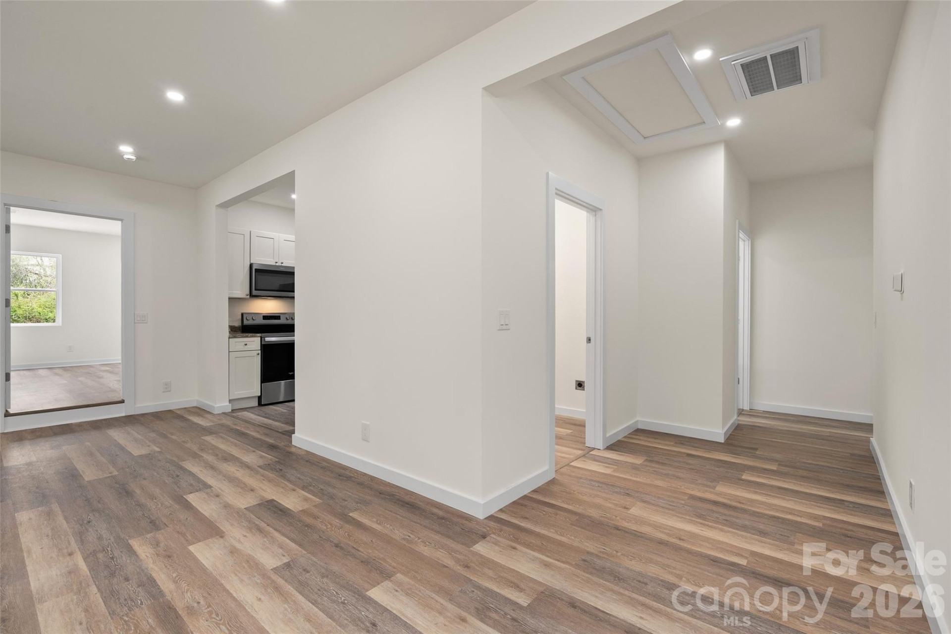 22 Ilyas Way - Photo 11