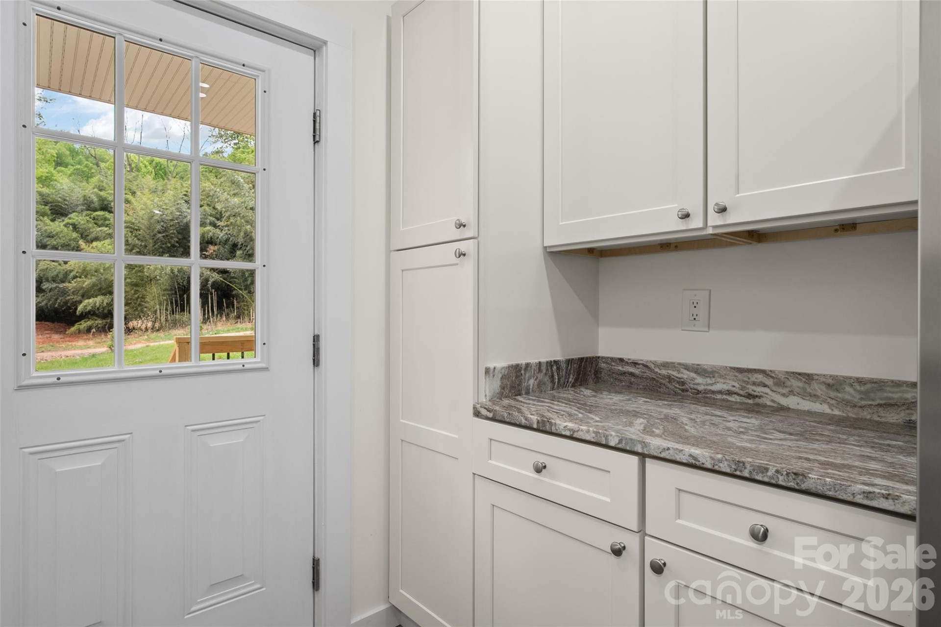 22 Ilyas Way - Photo 14