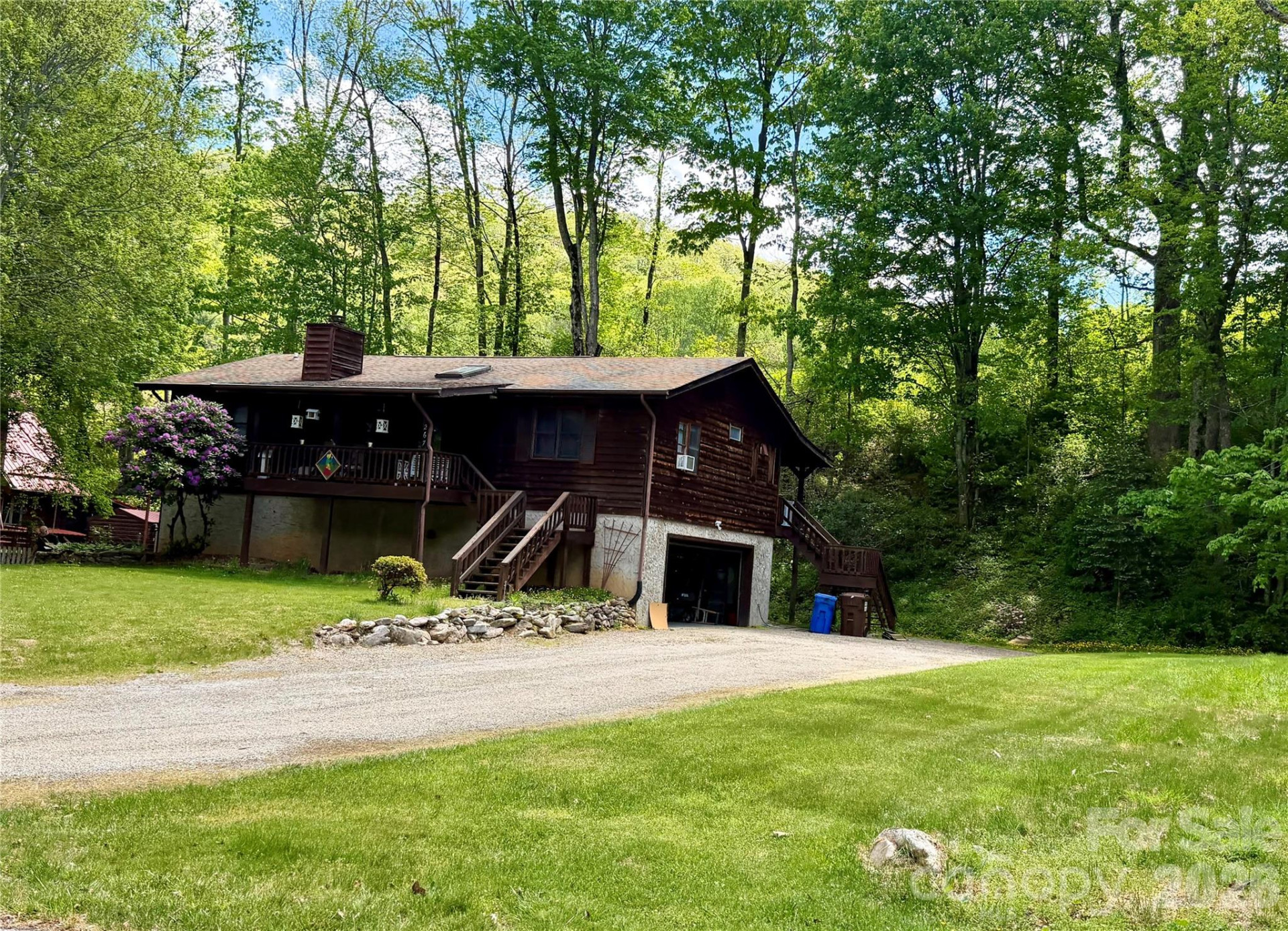 267 Caldwell Drive - Photo 2