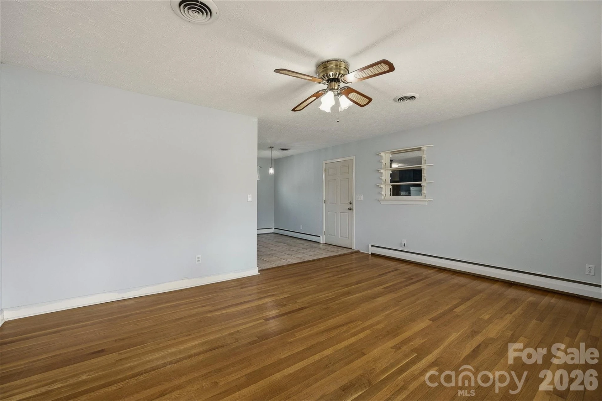 2174 Chester Avenue - Photo 21