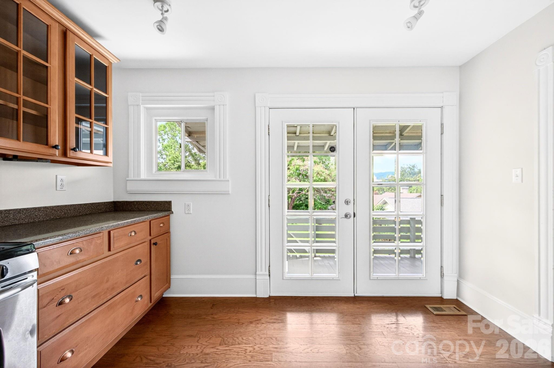 39 Bartlett Street - Photo 13