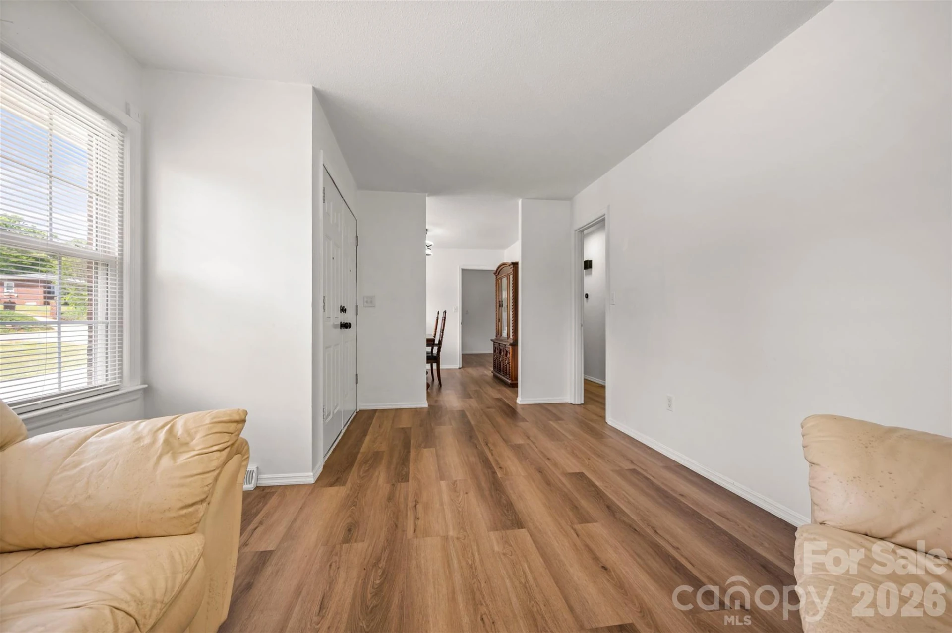 132 Burgin Street - Photo 11