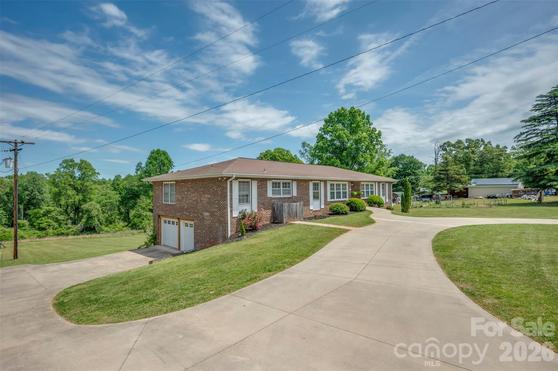 132 Burgin Street - Photo 4
