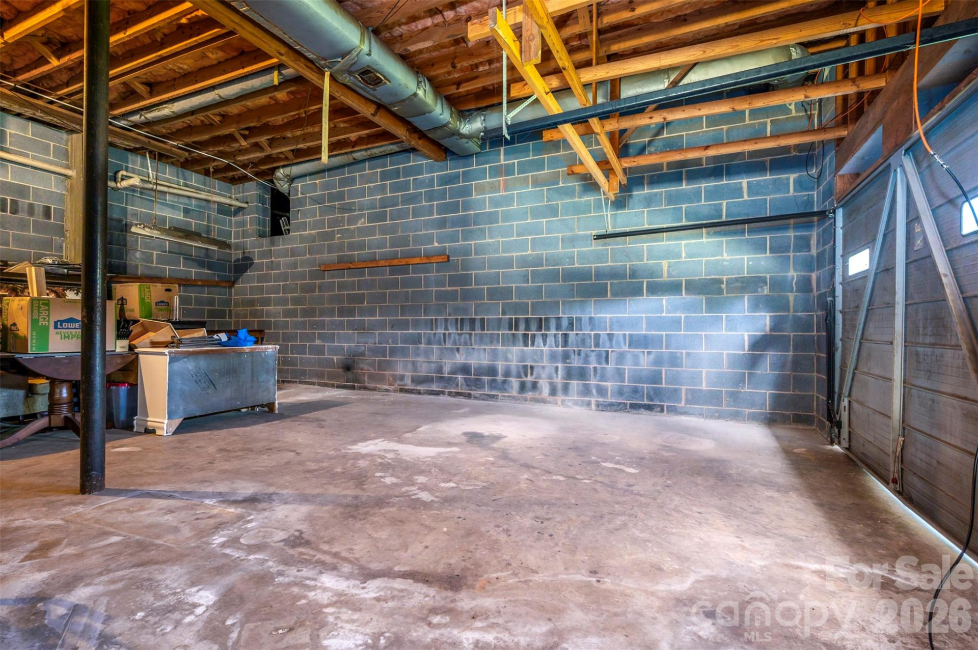 132 Burgin Street - Photo 33