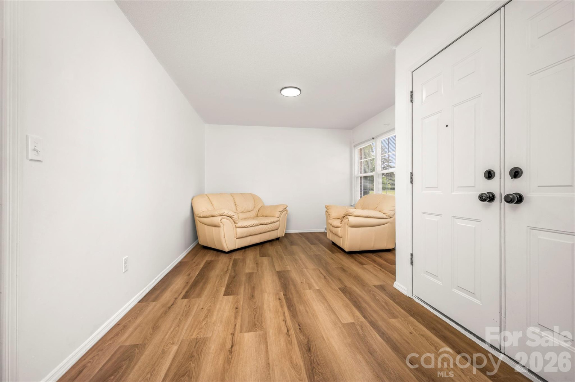 132 Burgin Street - Photo 10