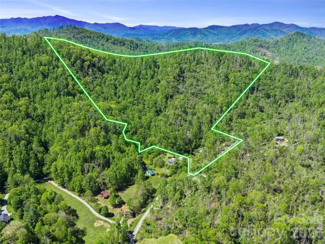 615 Fred Sparks Road, Bakersville, NC, 28705