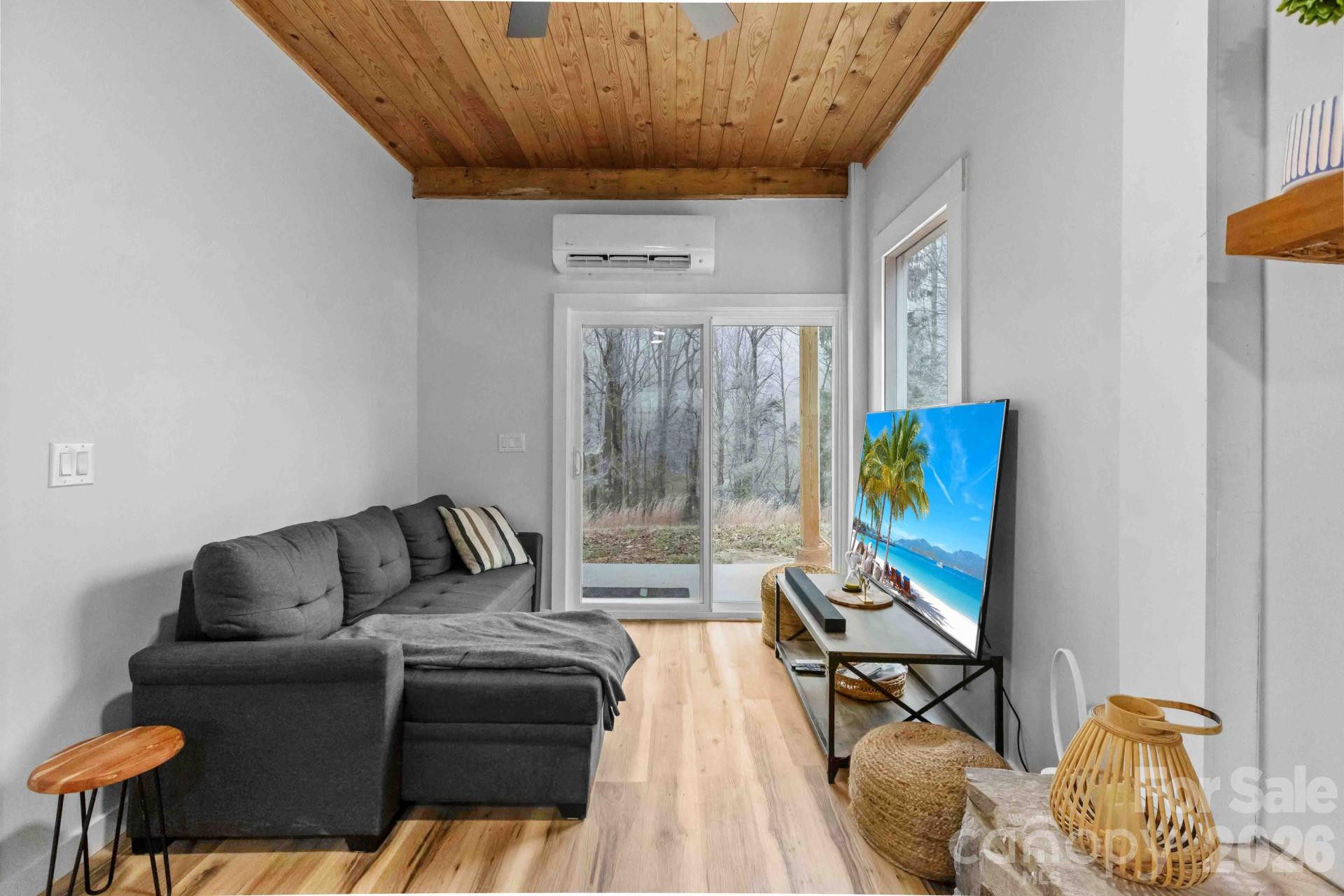 124 Glad Tidings Lane - Photo 9