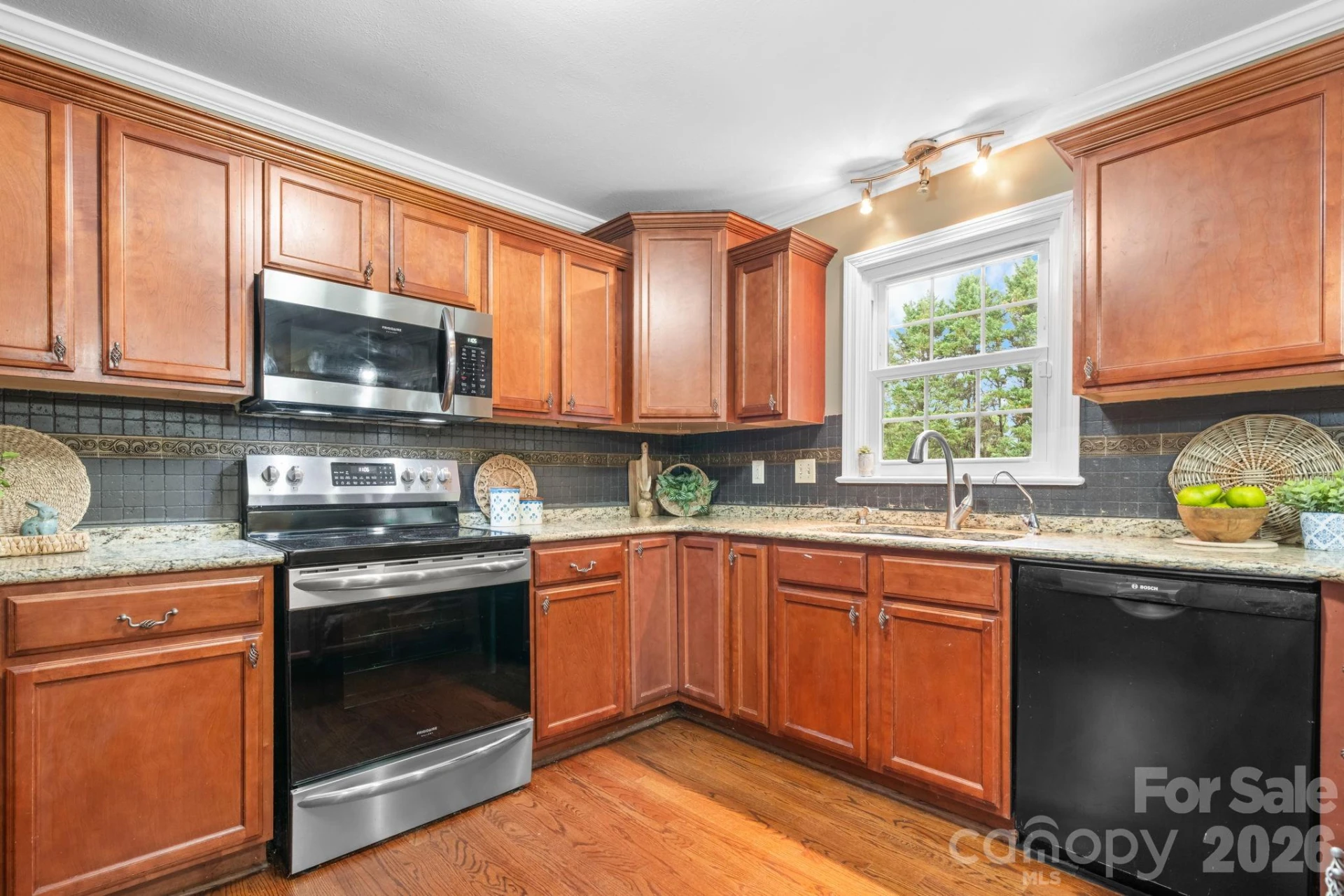 2025 34th Avenue Drive - Photo 12
