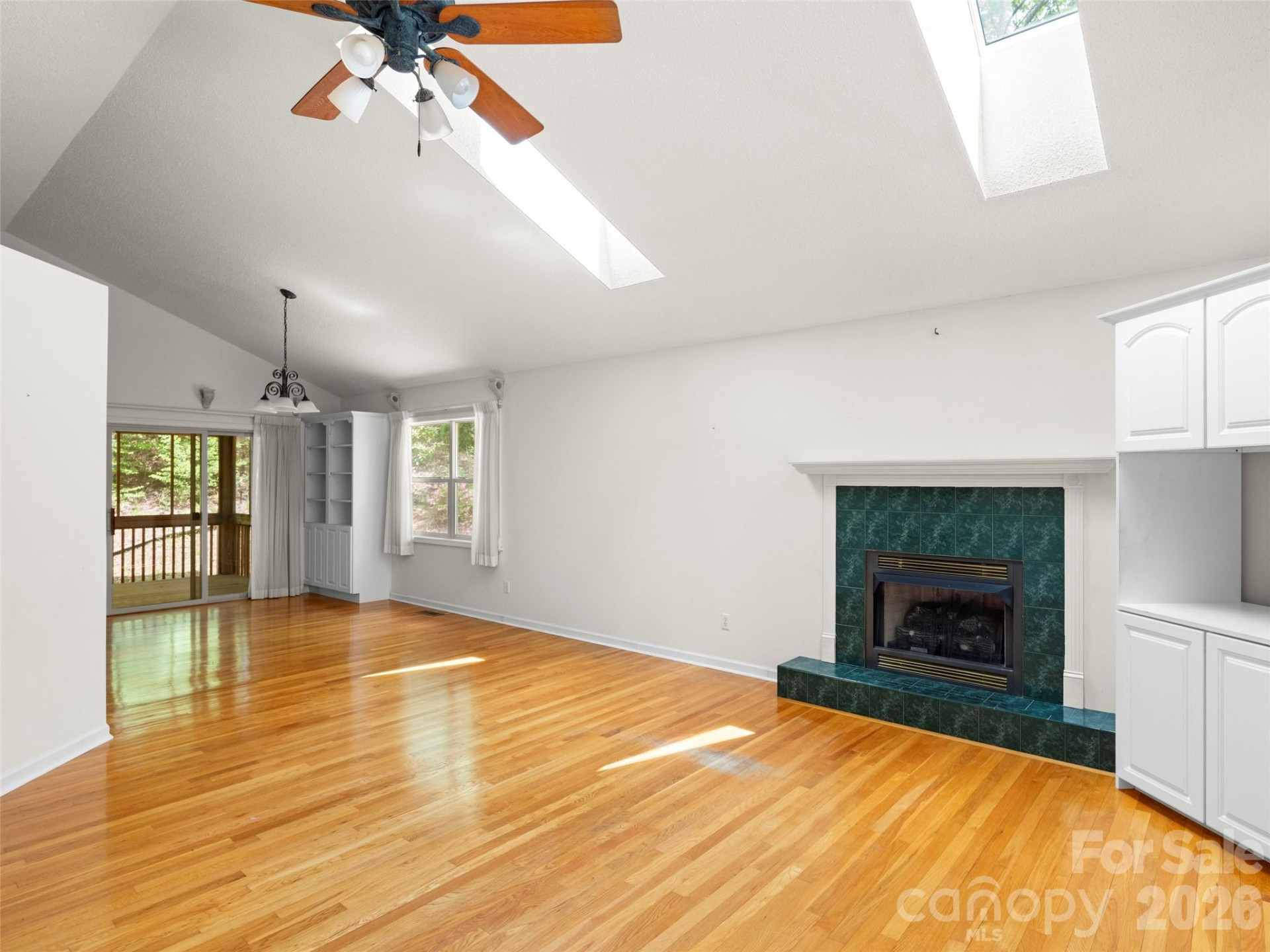 38 Evening Shade Drive - Photo 4