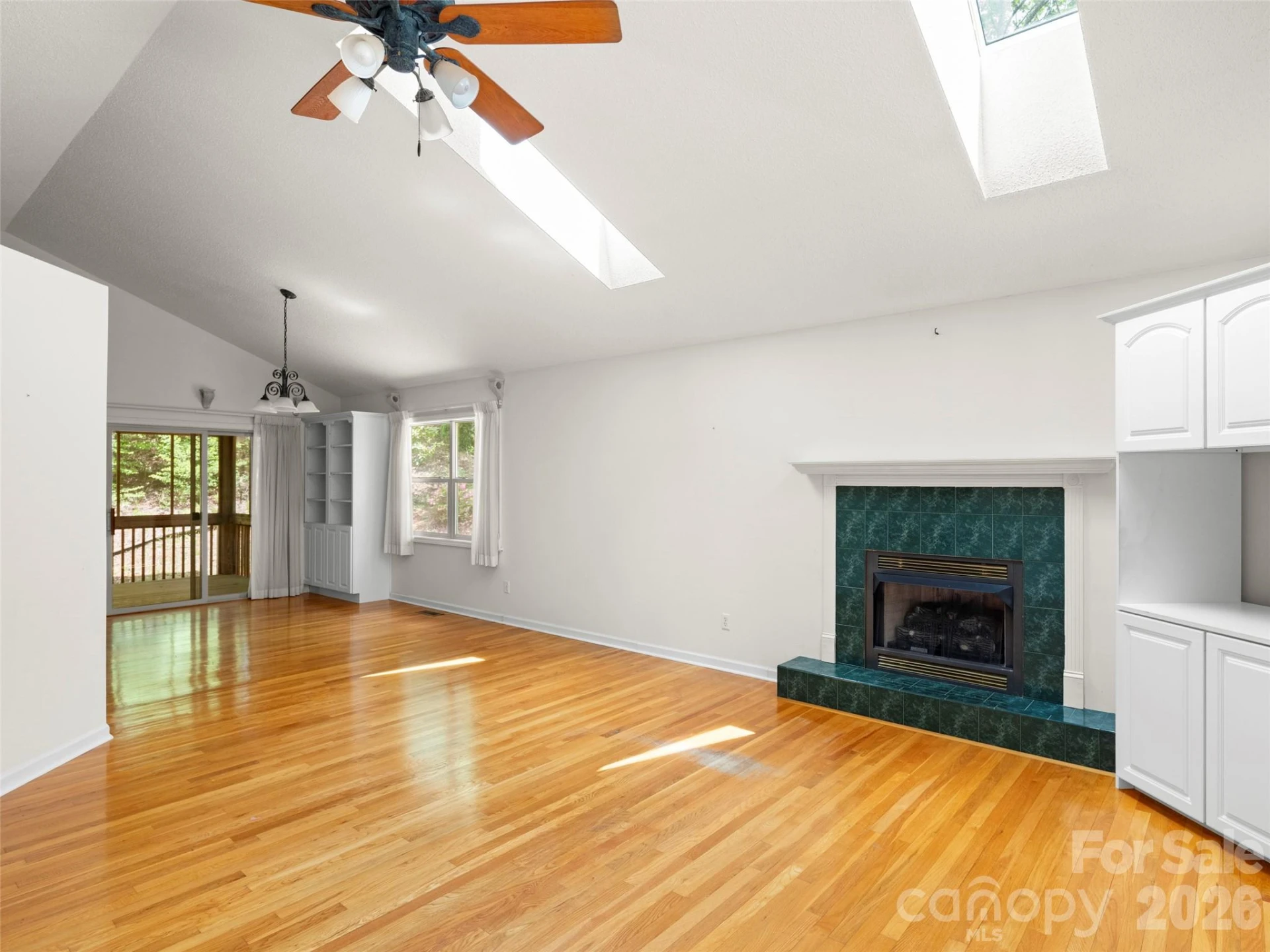 38 Evening Shade Drive - Photo 3