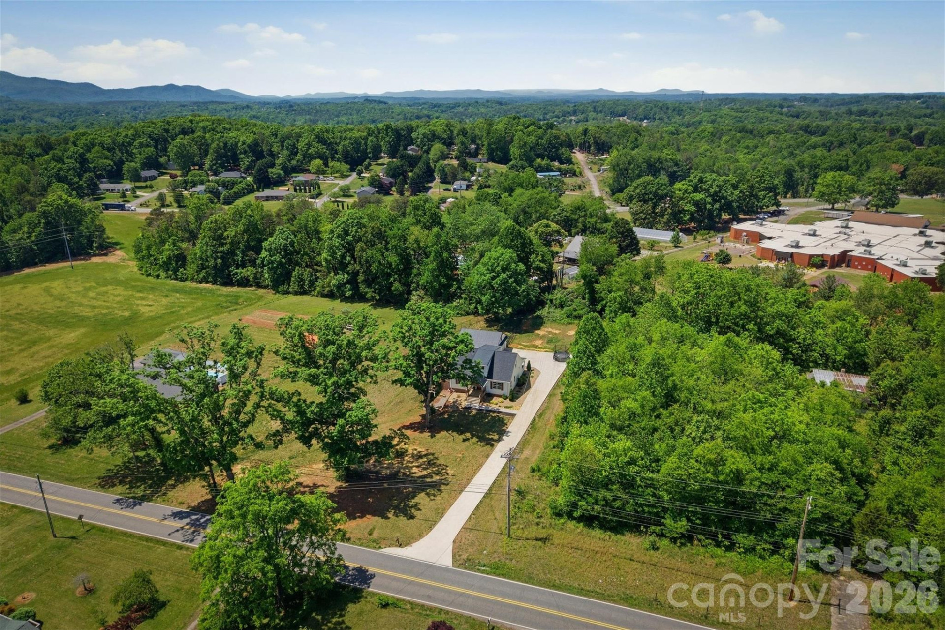 4190 Burkemont Road - Photo 36
