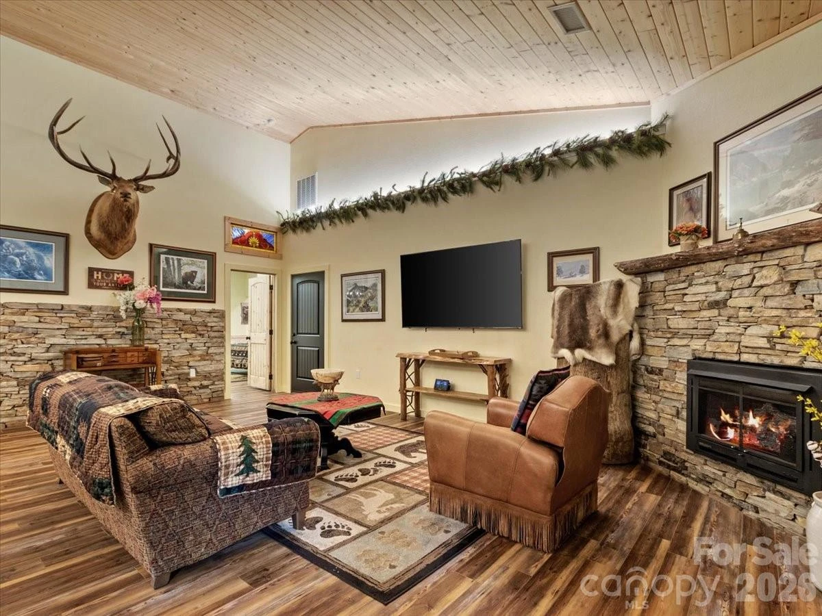 183 Mayfly Court - Photo 5