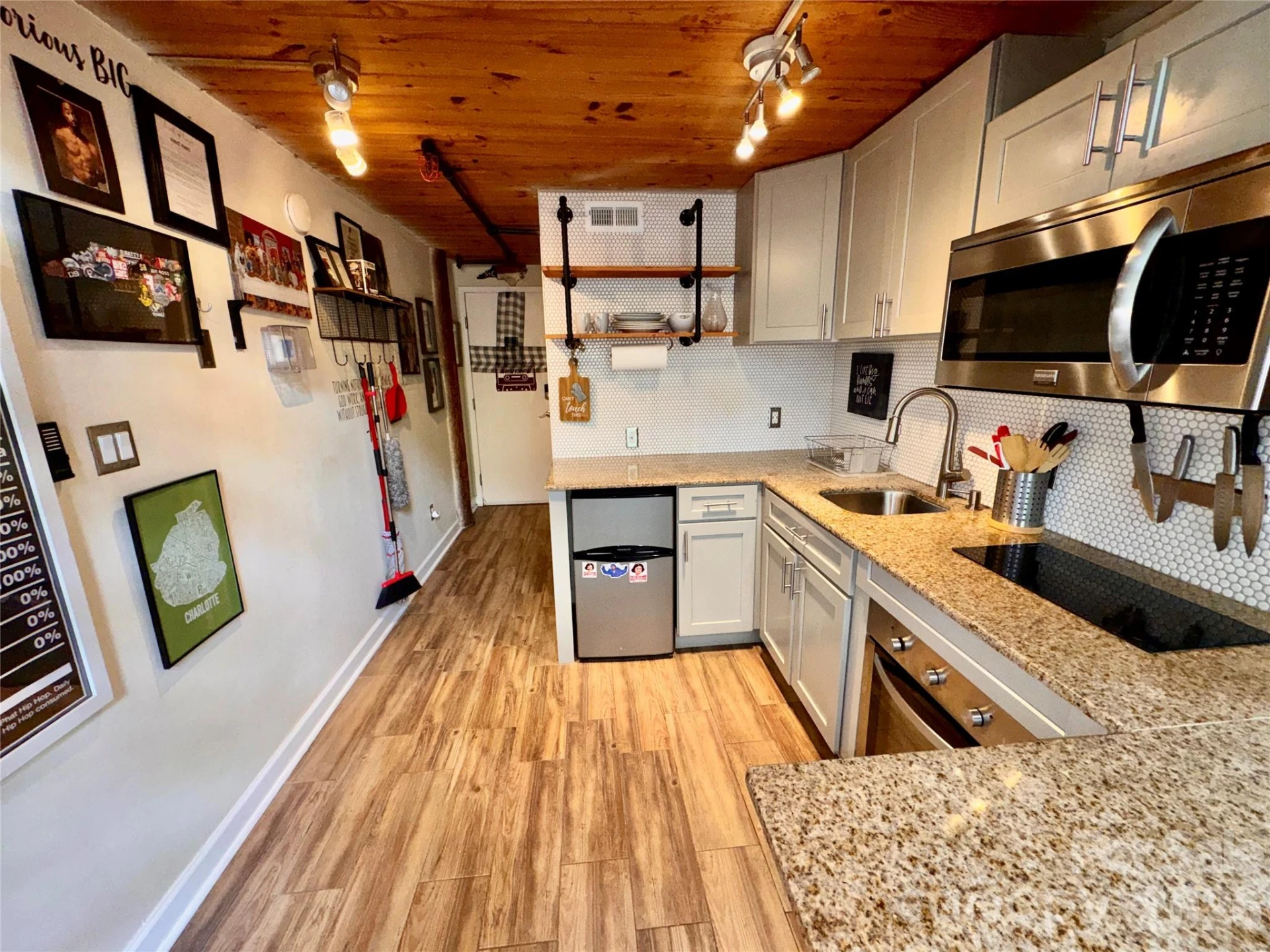201 Hoskins Road #132 - Photo 8