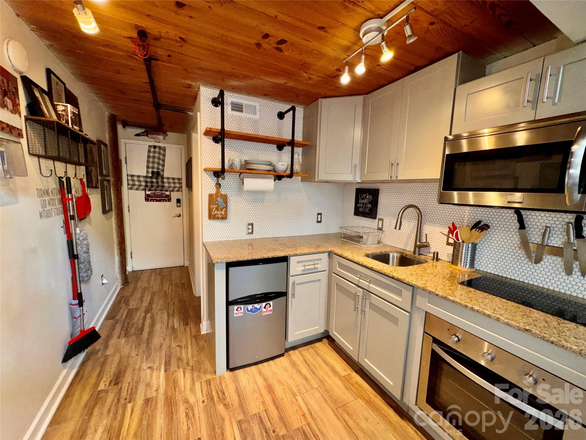 201 Hoskins Road #132 - Photo 9