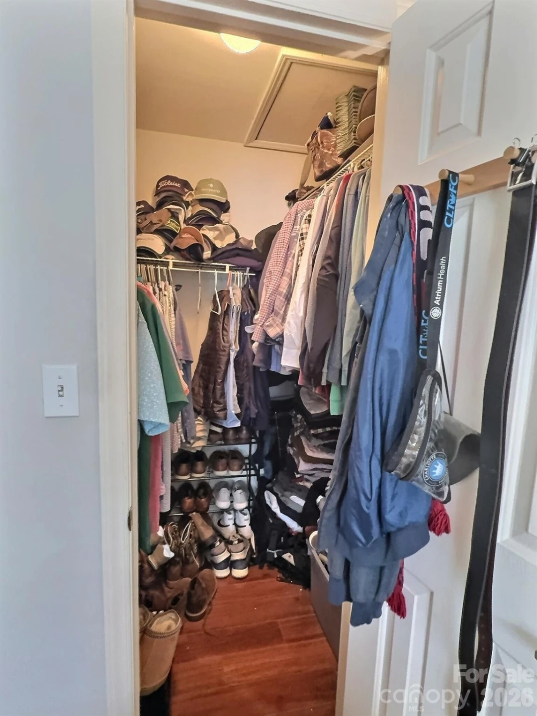 513 Graham Street - Photo 7