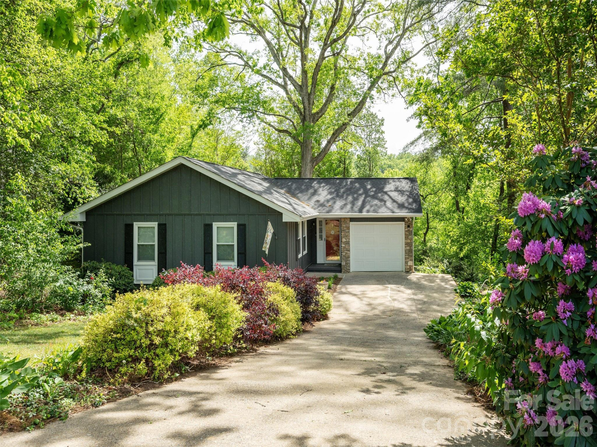 40 Fieldcrest Road