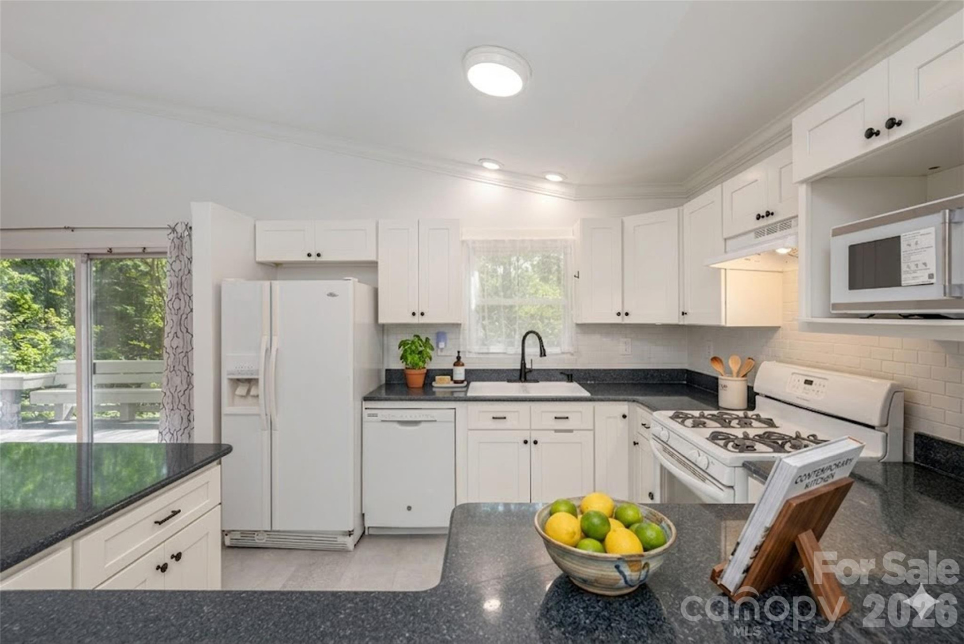 40 Fieldcrest Road - Photo 13