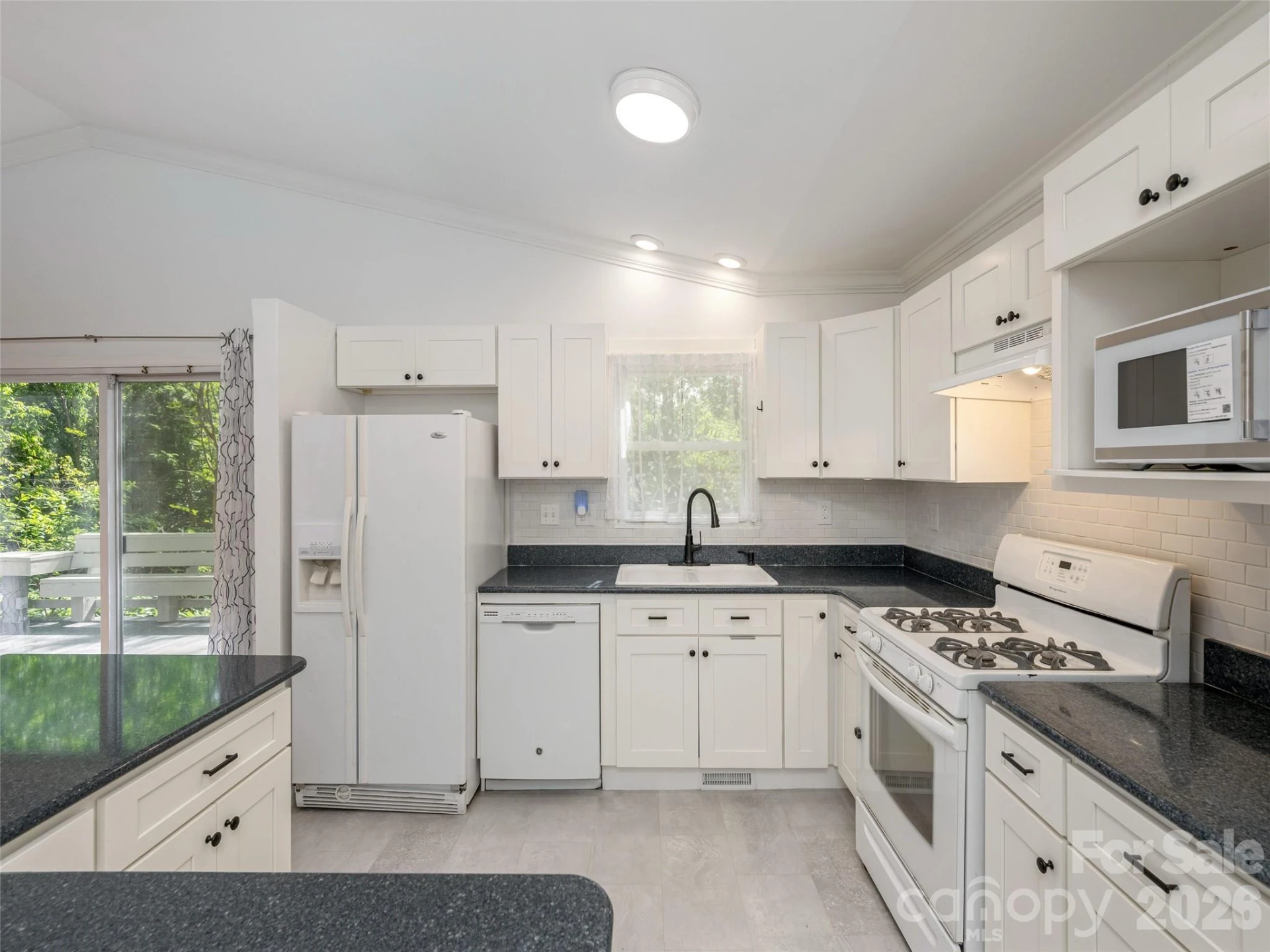 40 Fieldcrest Road - Photo 14