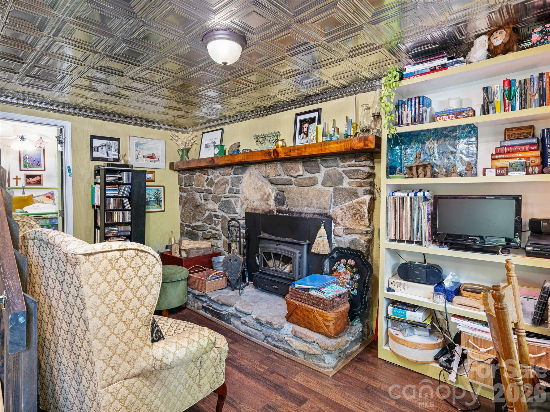 886 Three Quarter Creek Road - Photo 4