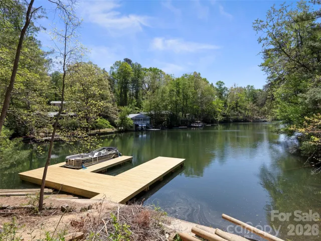 99999 N Lake Summit Road, Zirconia, NC, 28790