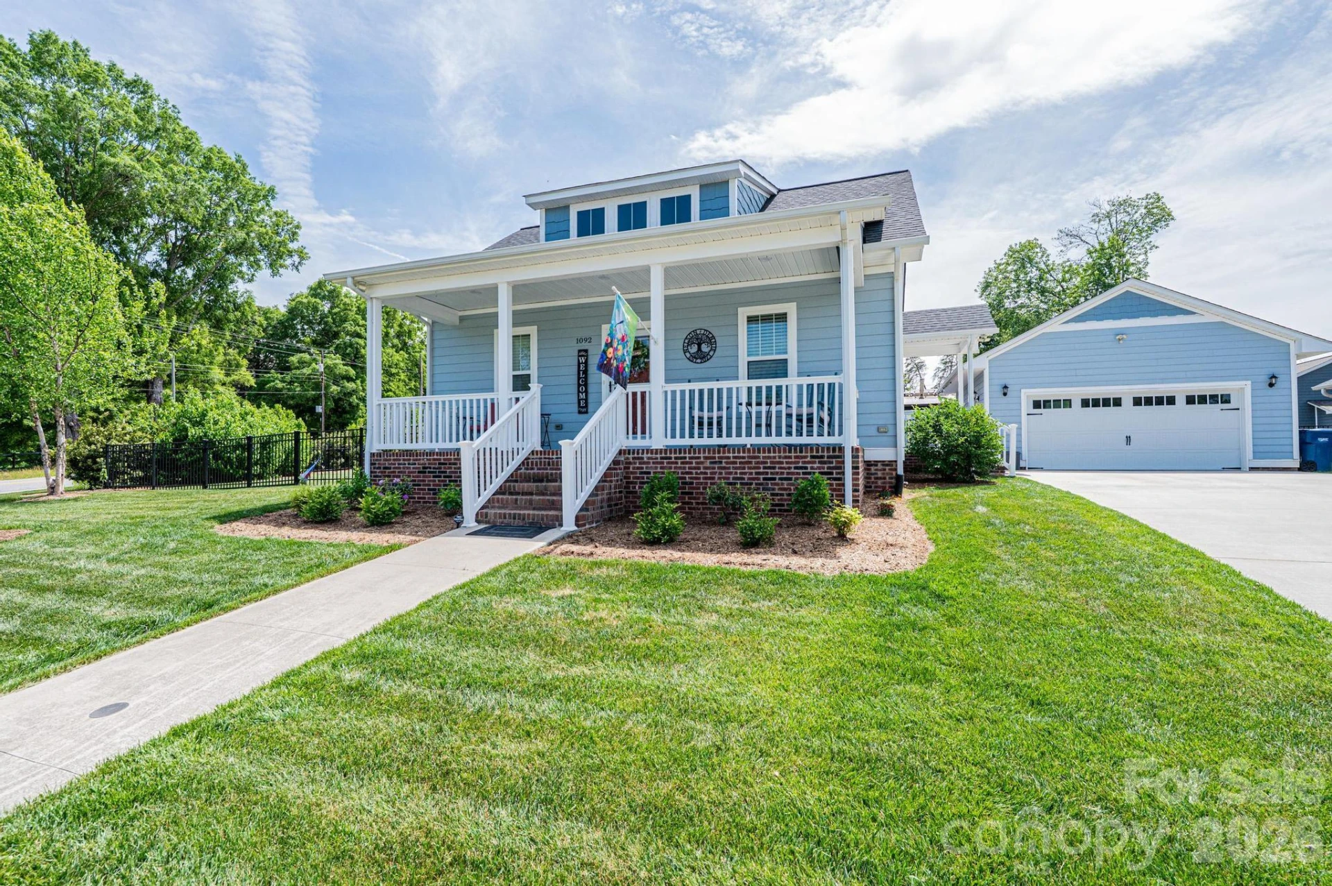 1092 33rd Avenue Loop