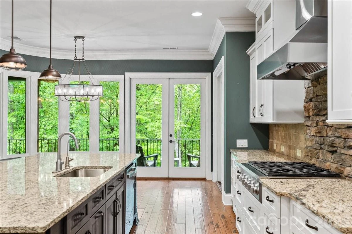 625 Ennis Road - Photo 15