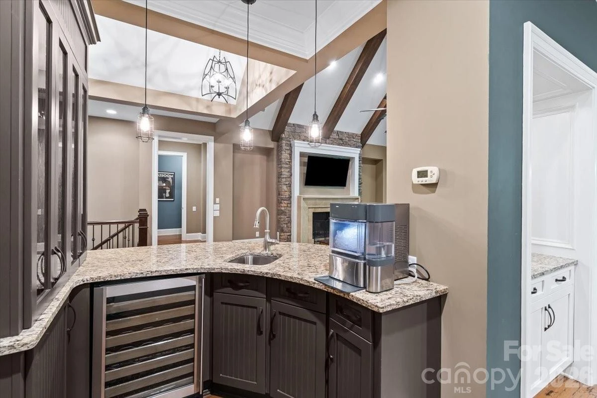 625 Ennis Road - Photo 20