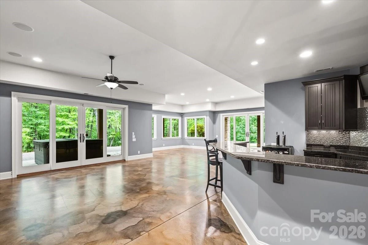 625 Ennis Road - Photo 30