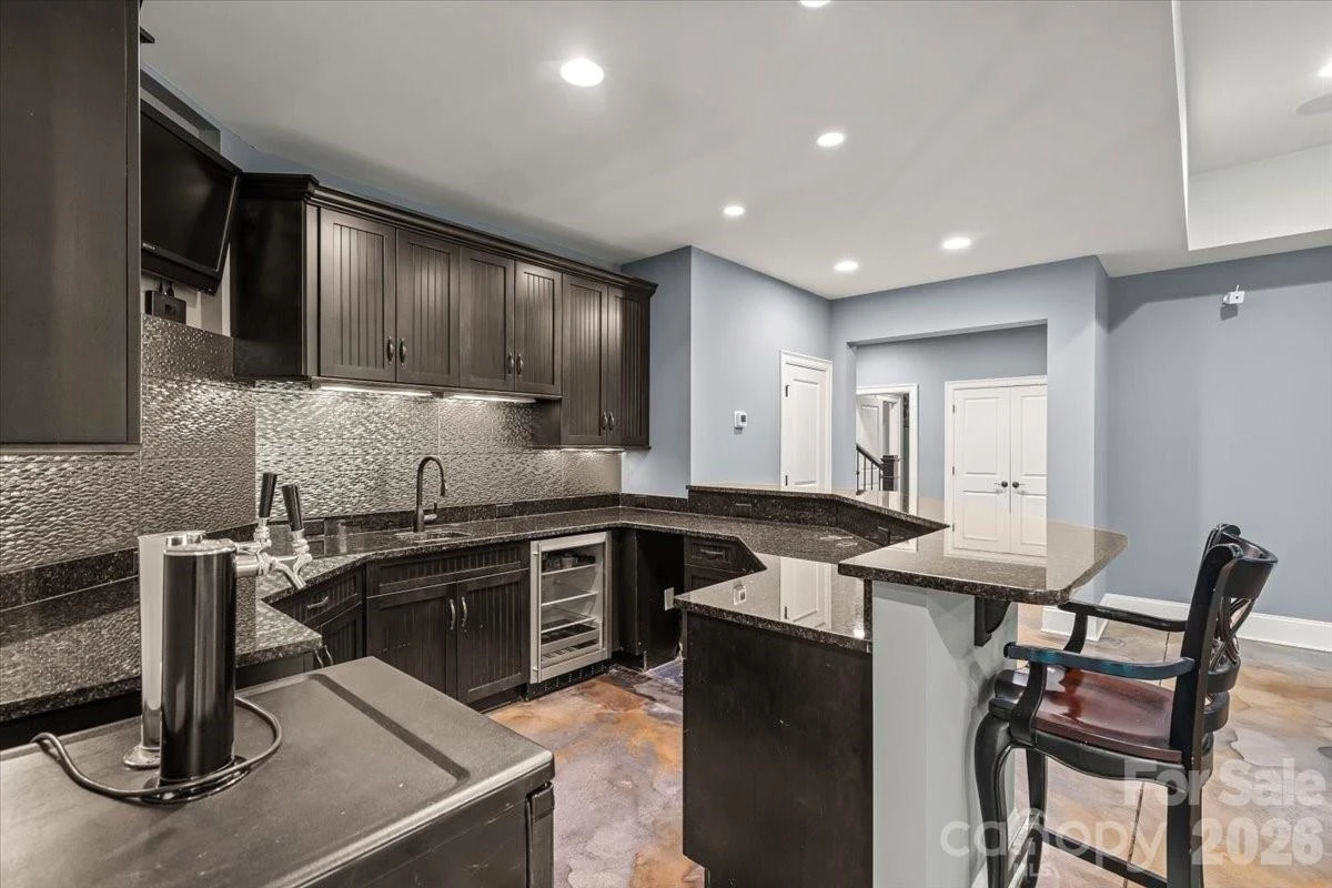 625 Ennis Road - Photo 32