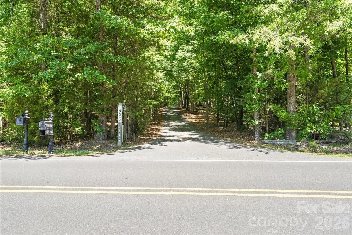 625 Ennis Road - Photo 44
