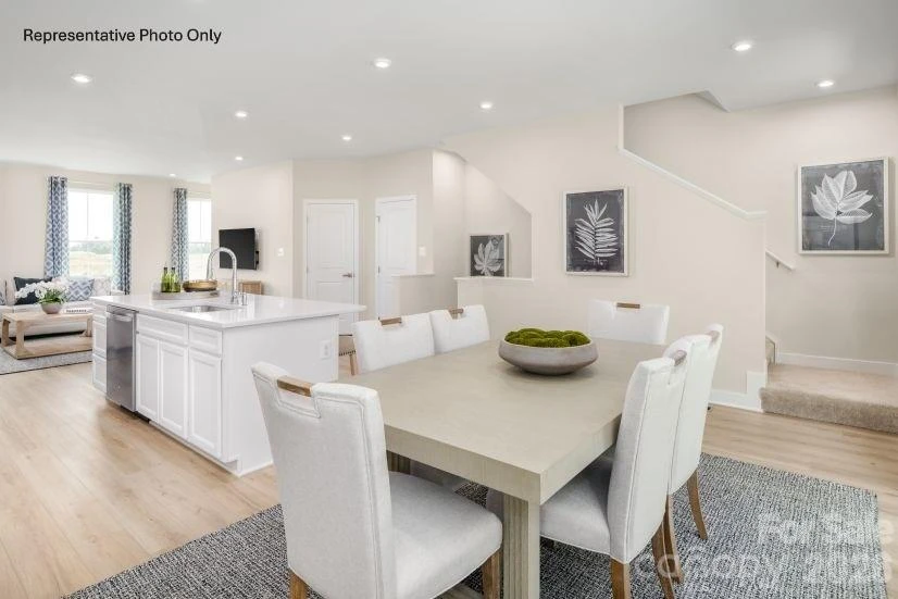 2142 Flicker Road - Photo 4