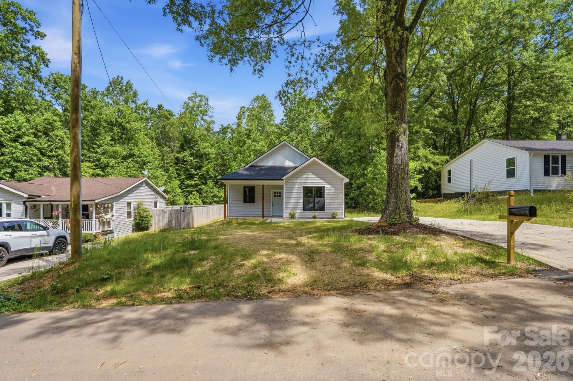 1230 Wilmington Avenue - Photo 2