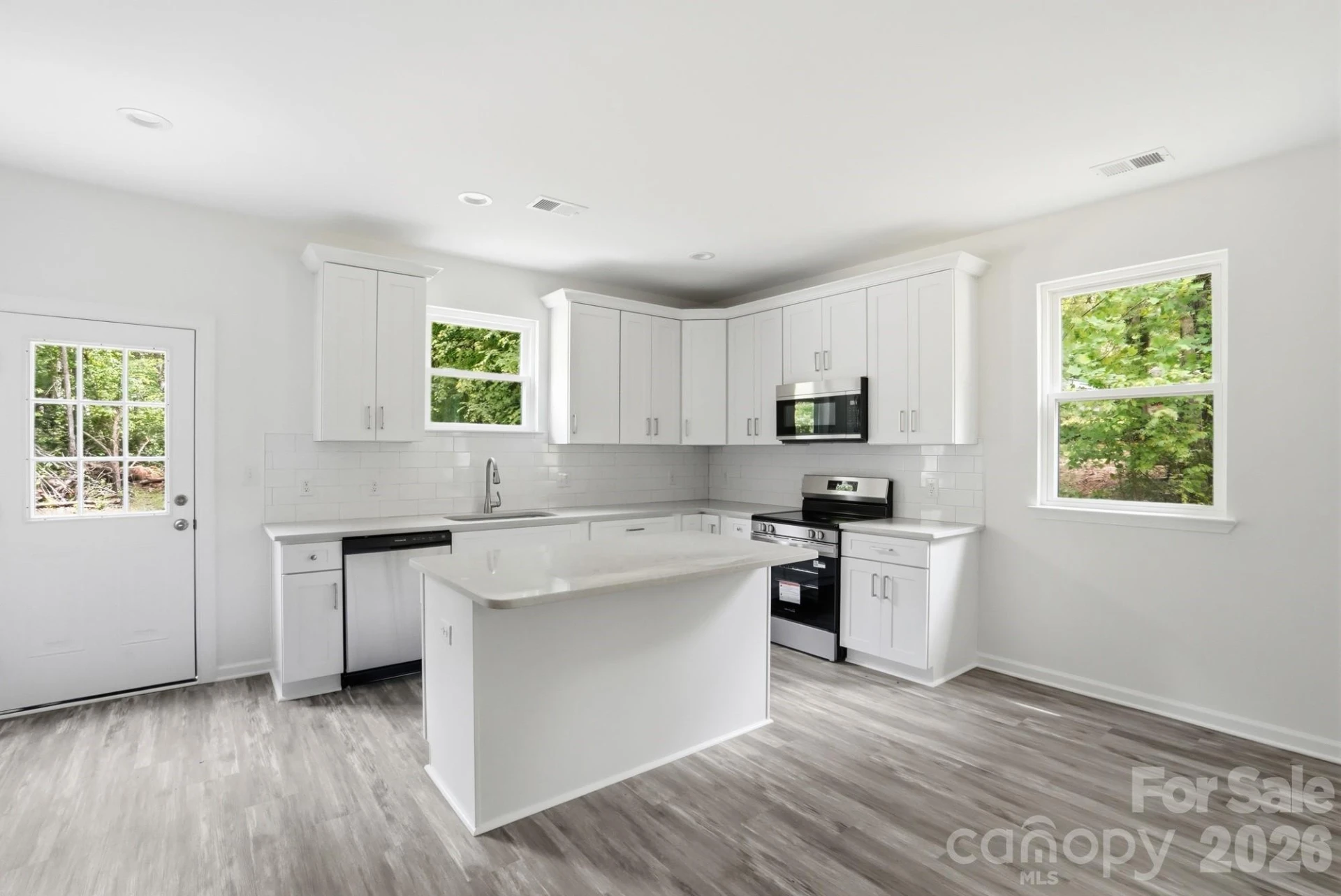 1230 Wilmington Avenue - Photo 21