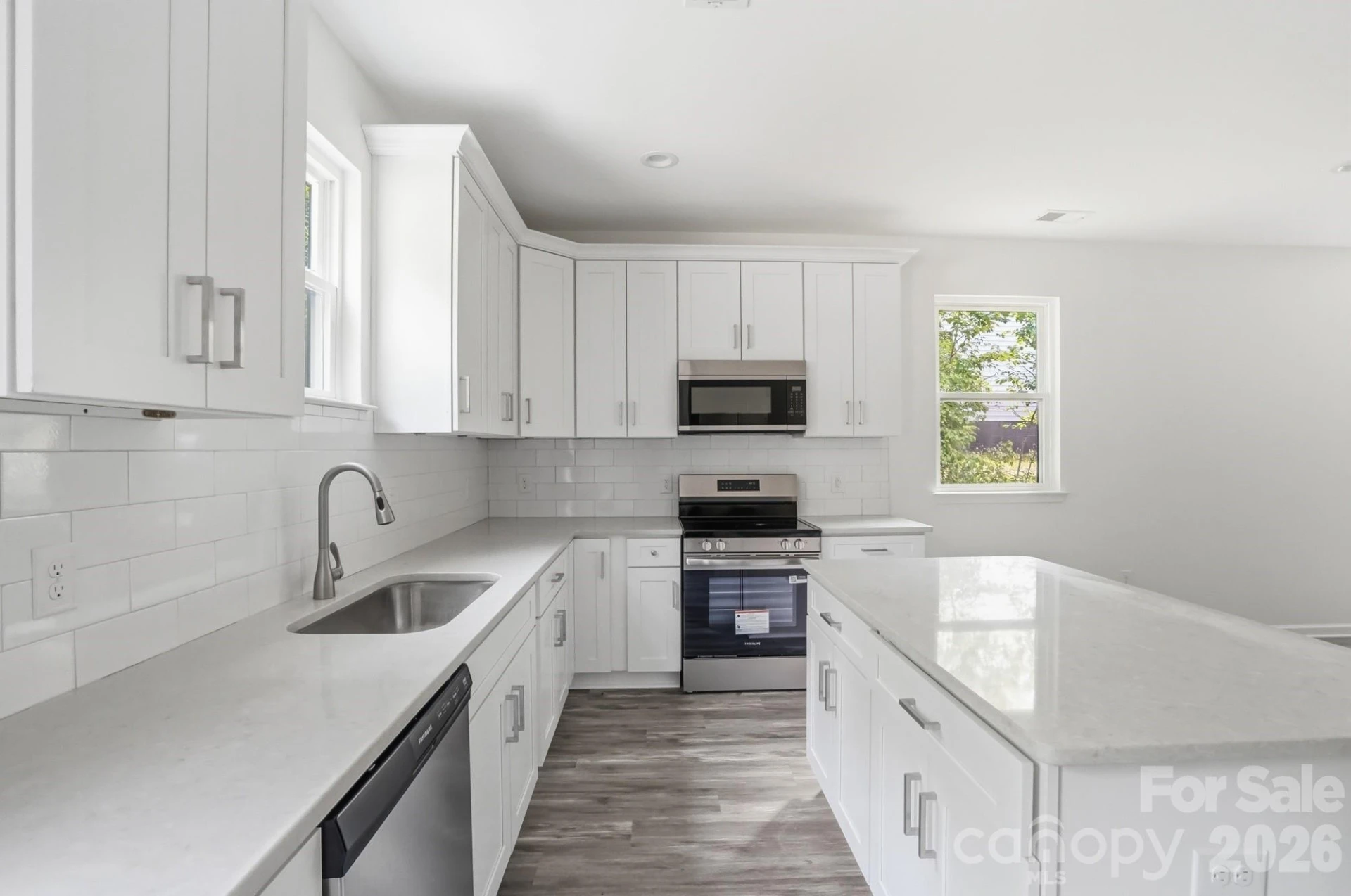 1230 Wilmington Avenue - Photo 23