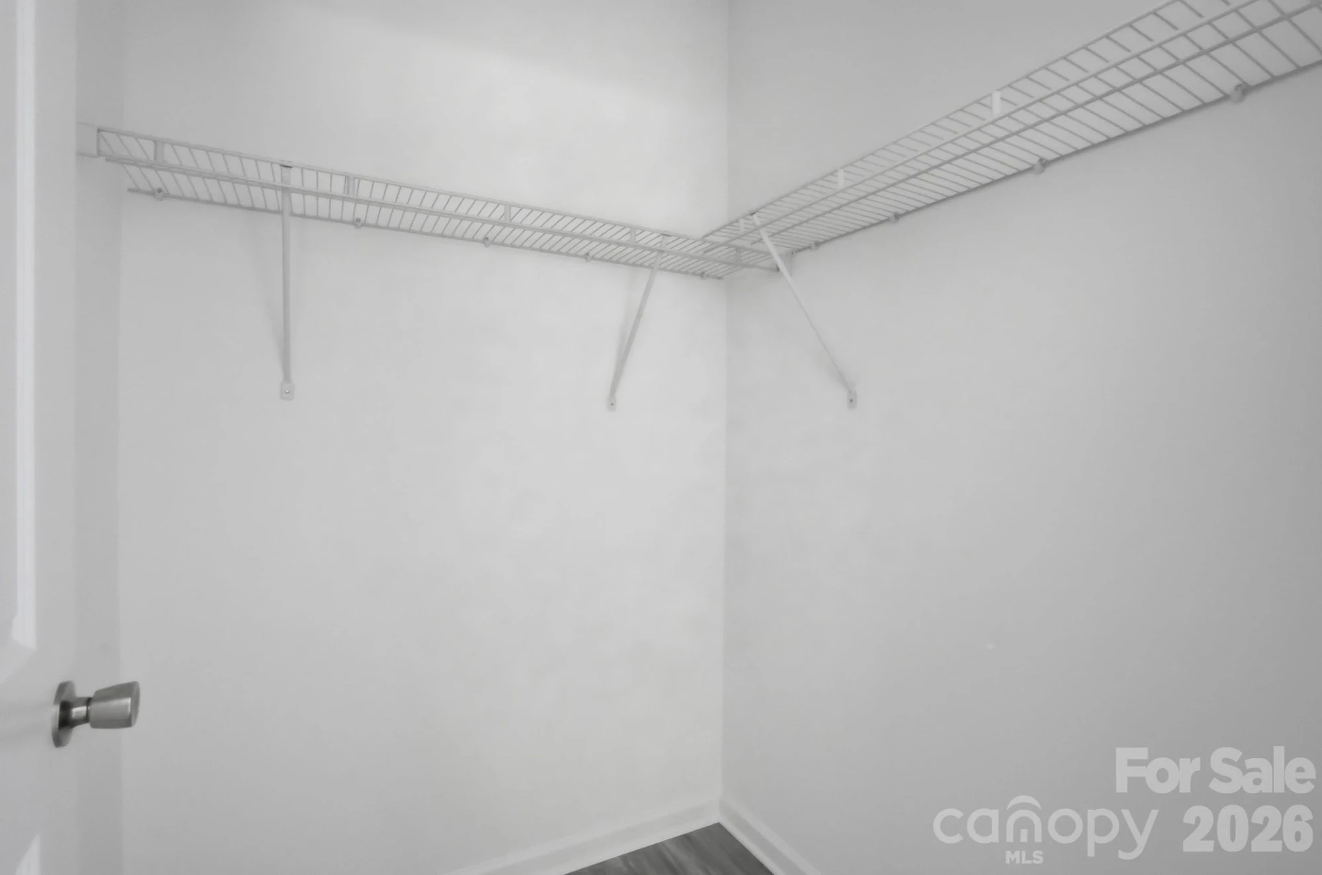 1230 Wilmington Avenue - Photo 32