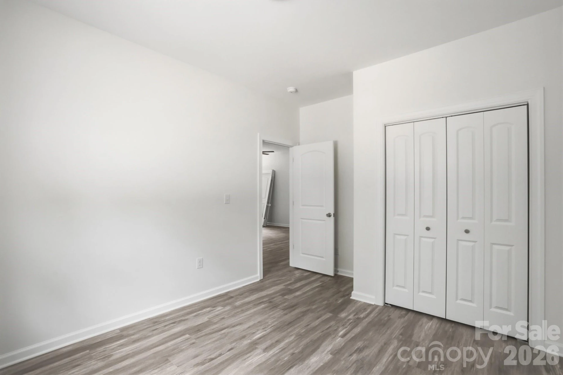 1230 Wilmington Avenue - Photo 40