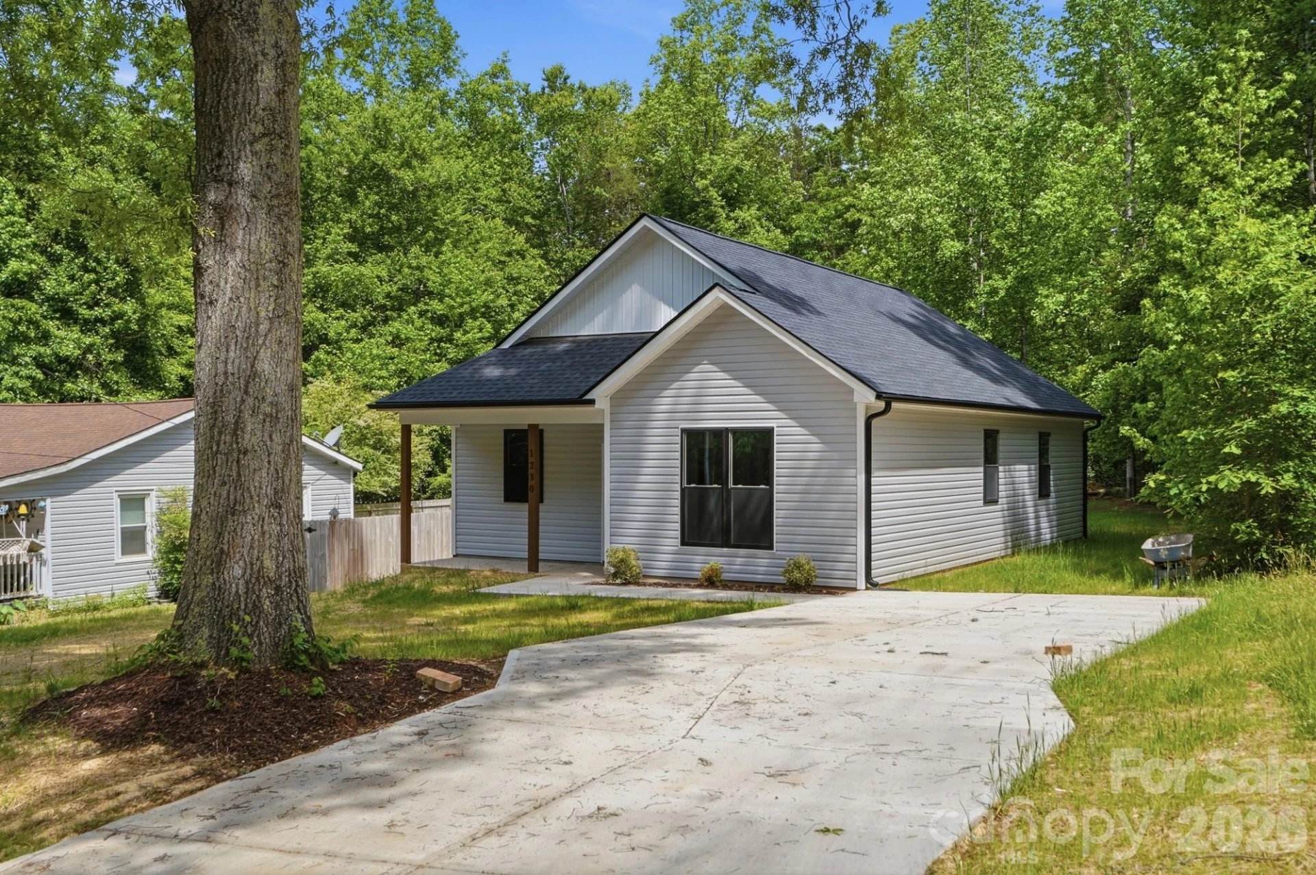 1230 Wilmington Avenue - Photo 6