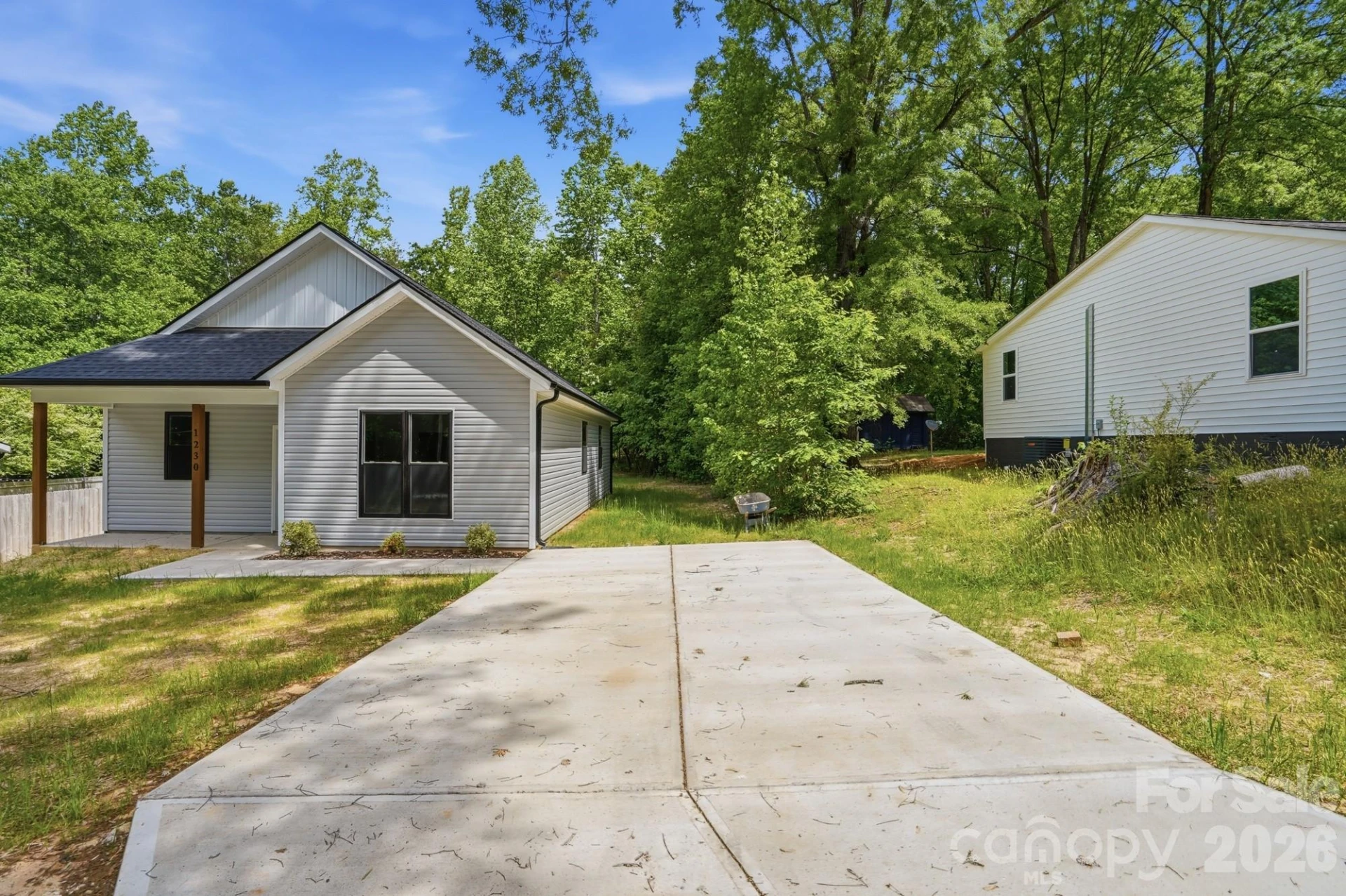 1230 Wilmington Avenue - Photo 7