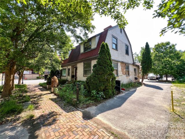 1 Swan Street, Asheville, NC, 28803