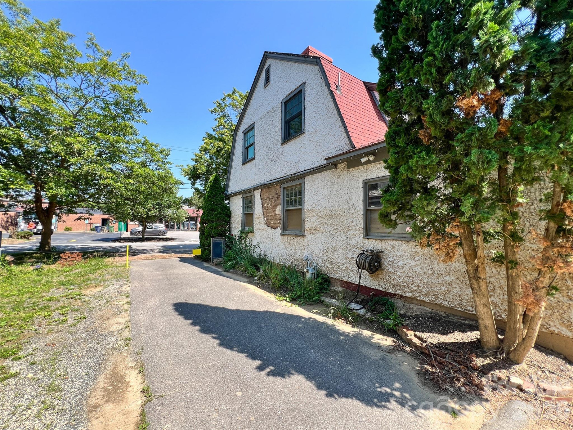 1 Swan Street - Photo 15