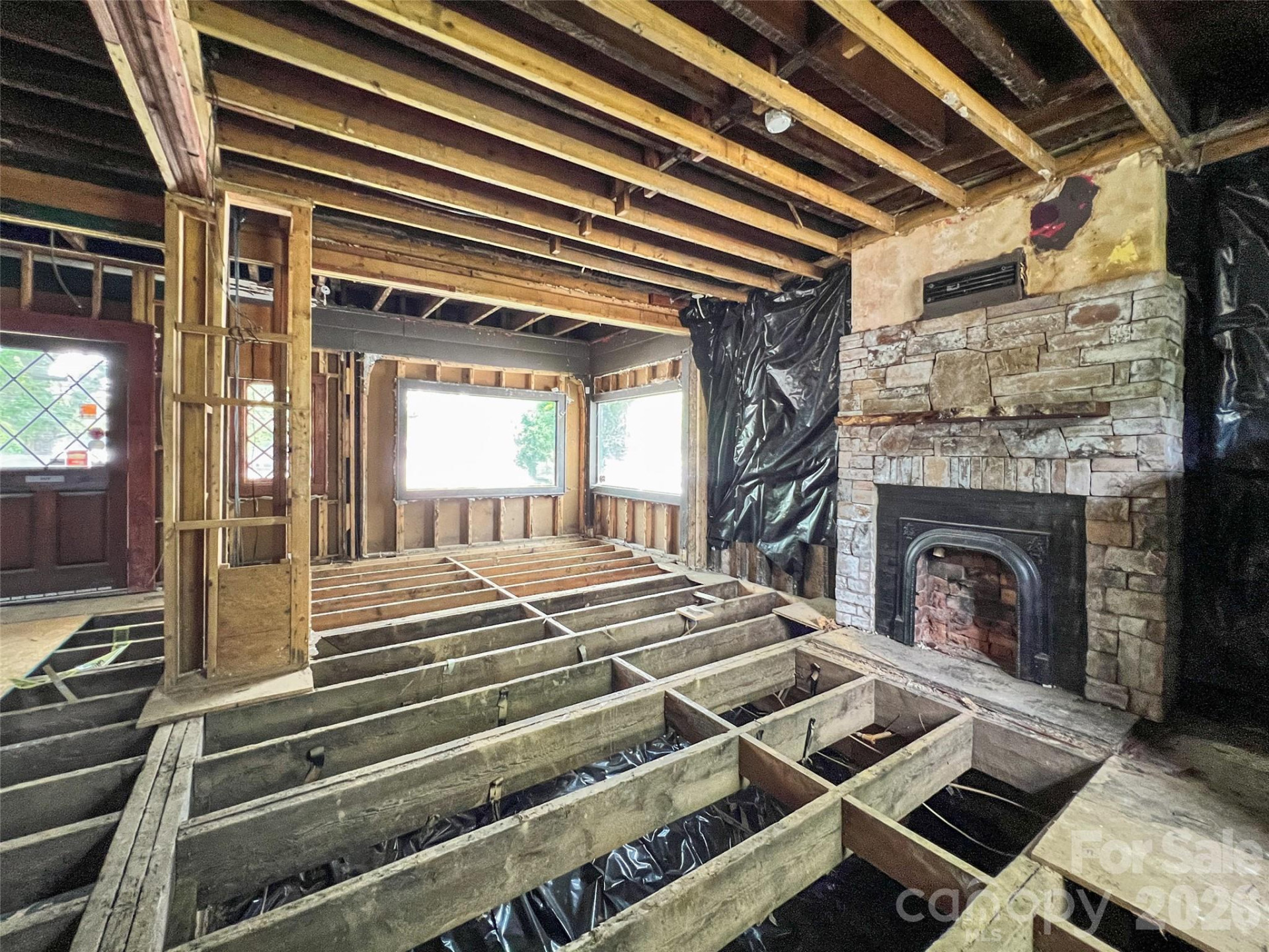 1 Swan Street - Photo 22